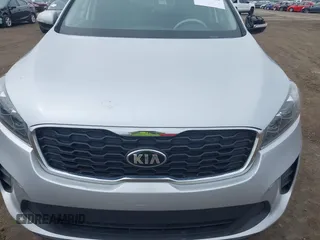 2020 Kia Sorento LX with VIN 5XYPG4A30LG656482, listed as a IAAI auction lot 41823865 with 101,486 mi miles. Bid and sale history available at carsss.com. Image 6.