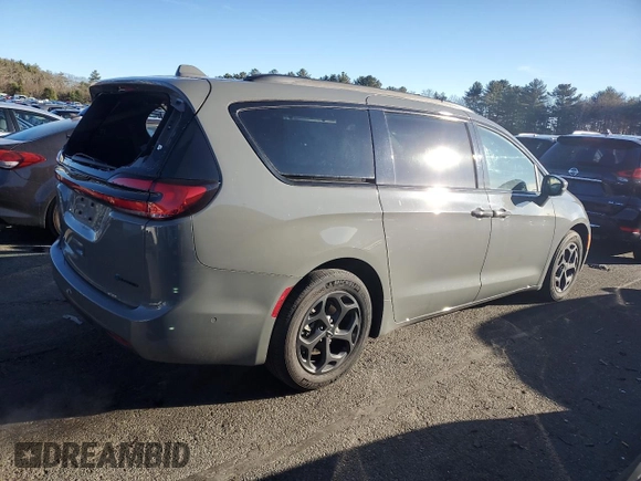 2021 Chrysler Pacifica Hybrid Limited with VIN 2C4RC1S73MR517853, listed as a Copart auction lot 88283675 with 27,900 mi miles and Salvage title. Bid and sale history available at DreamBid. Image 3.