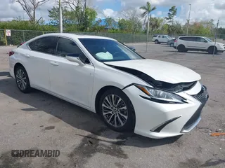 2020 Lexus ES with VIN 58ADZ1B16LU060952, listed as a IAAI auction lot 41564044 with 51,496 mi miles. Bid and sale history available at carsss.com. Image 1.