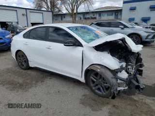 2021 Kia Forte GT-Line with VIN 3KPF34AD8ME423514, listed as a Copart auction lot 48262025 with 63,049 mi miles and Salvage Title. Bid and sale history available at carsss.com. Image 4.