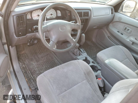 2002 Toyota Tacoma z VIN 5TEWN72N32Z087330, wystawiony jako Copart lot #48805095 z przebiegiem Nie podano mil oraz Szkoda całkowita • Salvage title. Historia ofert i sprzedaży dostępna na DreamBid. Obrazek 8.