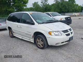 2001 Dodge Caravan Sport with VIN 2B4GP44351R255978, listed as a IAAI auction lot 42506683 with 214,936 mi miles and . Bid and sale history available at DreamBid. Image 1.