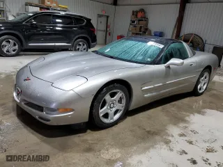 1998 Chevrolet Corvette with VIN 1G1YY22G7W5123221, listed as a Copart auction lot 48003225 with 159,173 mi miles and Clean Title. Bid and sale history available at carsss.com. Image 1.