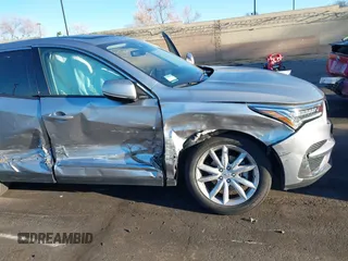2019 Acura RDX with VIN 5J8TC2H30KL044257, listed as a IAAI auction lot 41727901 with 30,304 mi miles and . Bid and sale history available at DreamBid. Image 6.