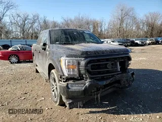 2022 Ford F-150 XL with VIN 1FTFW1E50NKF04983, listed as a Copart auction lot 44717125 with 48,642 mi miles and Salvage Title. Bid and sale history available at carsss.com. Image 10.