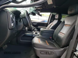 2020 GMC Sierra 2500HD AT4 z VIN 1GT49PEY5LF221464, wystawiony jako Copart lot #63282303 z przebiegiem 32 201 mil mil oraz Szkoda całkowita • Salvage title. Historia ofert i sprzedaży dostępna na DreamBid. Obrazek 7.