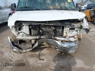 2014 Ford Econoline Passenger XL with VIN 1FBNE3BL8EDA40671, listed as a IAAI auction lot 42000919 with 399,196 mi miles and . Bid and sale history available at DreamBid. Image 6.