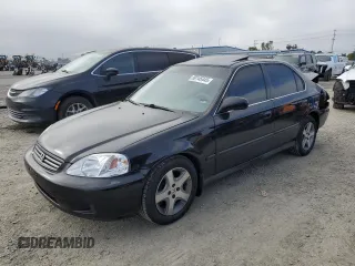 1999 Honda Civic EX z VIN 2HGEJ8641XH531176, wystawiony jako Copart lot #50145445 z przebiegiem 138 366 mil mil oraz Szkoda całkowita • Salvage title. Historia ofert i sprzedaży dostępna na DreamBid. Obrazek 1.