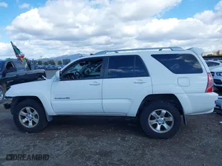 2005 Toyota 4Runner SR5 with VIN JTEBU14R850075897, listed as a IAAI auction lot 41744928 with 195,455 mi miles. Bid and sale history available at carsss.com. Image 15.