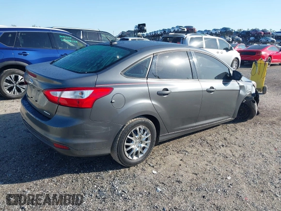 2013 Ford Focus S with VIN 1FADP3E24DL317766, listed as a IAAI auction lot 42029670 with 159,130 mi miles. Bid and sale history available at carsss.com. Image 4.