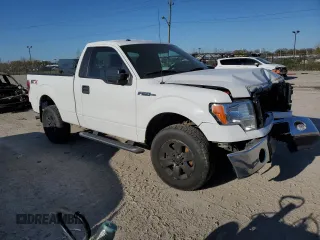 2014 Ford F-150 XL with VIN 1FTMF1EF5EFB30492, listed as a Copart auction lot 53055775 with 179,950 mi miles and Salvage title. Bid and sale history available at DreamBid. Image 4.