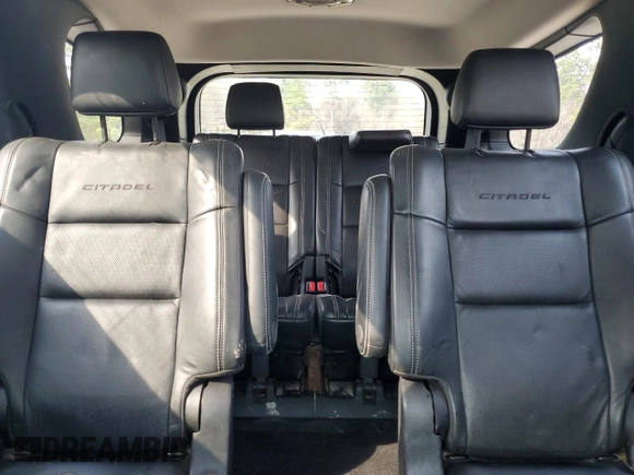 2014 Dodge Durango Citadel z VIN 1C4RDHEG8EC466930, wystawiony jako Copart lot #46320635 z przebiegiem 131 986 mil mil oraz Szkoda całkowita • Salvage title. Historia ofert i sprzedaży dostępna na DreamBid. Obrazek 10.