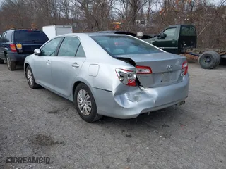 2012 Toyota Camry L with VIN 4T1BF1FK8CU071560, listed as a IAAI auction lot 38211313 with 123,274 mi miles. Bid and sale history available at carsss.com. Image 3.