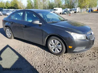2014 Chevrolet Cruze LS with VIN 1G1PA5SG0E7250851, listed as a Copart auction lot 53528125 with 132,949 mi miles and Clean Title. Bid and sale history available at carsss.com. Image 4.