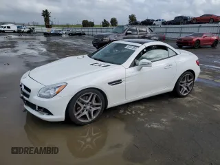2016 Mercedes-Benz SLK 300 with VIN WDDPK3JA6GF118441, listed as a Copart auction lot 45387565 with 40,442 mi miles and Salvage Title. Bid and sale history available at DreamBid. Image 1.