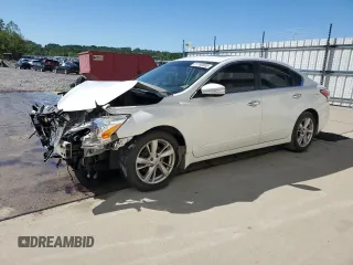 2015 Nissan Altima SL with VIN 1N4AL3AP2FN354371, listed as a Copart auction lot 57780605 with 135,683 mi miles and Salvage title. Bid and sale history available at DreamBid. Image 1.
