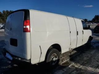 2018 Chevrolet Express Cargo with VIN 1GCZGHFG2J1246176, listed as a Copart auction lot 51877835 with 209,549 mi miles and Salvage Title. Bid and sale history available at DreamBid. Image 3.