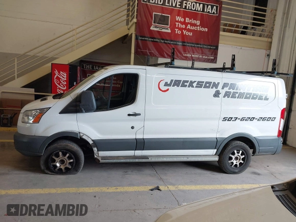 2015 Ford Transit Cargo z VIN 1FTNR1ZM4FKA66250, wystawiony jako IAAI lot #42249224 z przebiegiem 86 225 mil mil oraz . Historia ofert i sprzedaży dostępna na DreamBid. Obrazek 14.