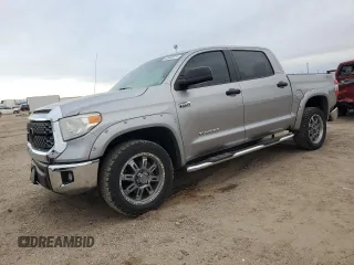 2016 Toyota Tundra SR5 z VIN 5TFEW5F1XGX204372, wystawiony jako Copart lot #86463674 z przebiegiem 107 250 mil mil oraz Szkoda całkowita • Salvage title. Historia ofert i sprzedaży dostępna na DreamBid. Obrazek 1.