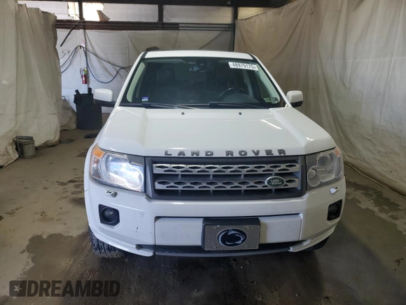 2011 Land Rover LR2 HSE with VIN SALFR2BN1BH254463, listed as a Copart auction lot 48979175 with Not Provided miles and Salvage Title. Bid and sale history available at DreamBid. Image 5.