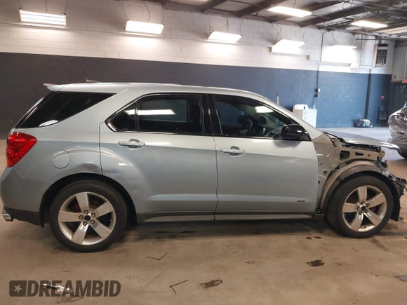 2015 Chevrolet Equinox LS with VIN 2GNALAEK8F6178032, listed as a IAAI auction lot 42061909 with 101,828 mi miles. Bid and sale history available at carsss.com. Image 14.