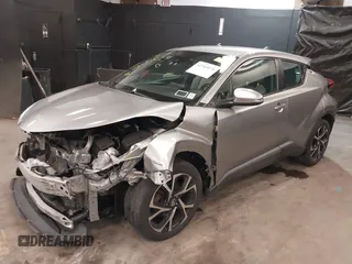 2018 Toyota C-HR XLE z VIN NMTKHMBX5JR039263, wystawiony jako IAAI lot #42265976 z przebiegiem 88 253 mil mil oraz . Historia ofert i sprzedaży dostępna na DreamBid. Obrazek 18.