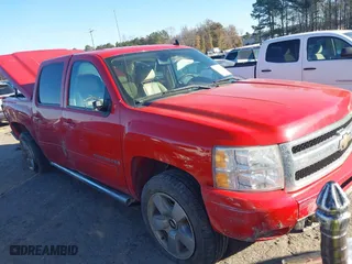 2009 Chevrolet Silverado 1500 LTZ with VIN 3GCEK33M09G192755, listed as a IAAI auction lot 41015399 with 122,851 mi miles. Bid and sale history available at carsss.com. Image 1.