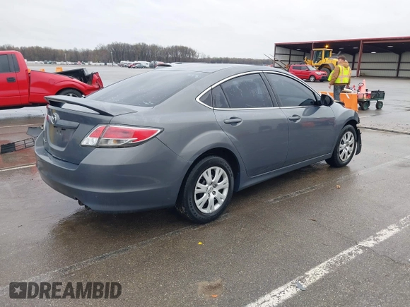 2009 Mazda 6 i Sport with VIN 1YVHP81A295M07400, listed as a IAAI auction lot 41947967 with Not Provided miles. Bid and sale history available at carsss.com. Image 4.
