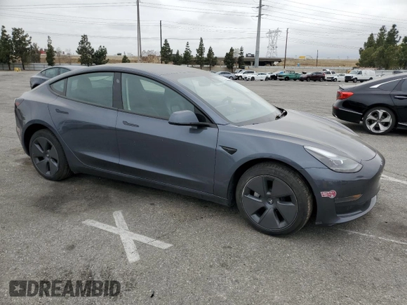 2023 Tesla Model 3 с VIN 5YJ3E1EA2PF589053, выставлен на аукционе Copart как лот 52808215 с пробегом 17 531 миль миль и Списание • Salvage title. История ставок и продаж доступна на DreamBid. Изображение 4.