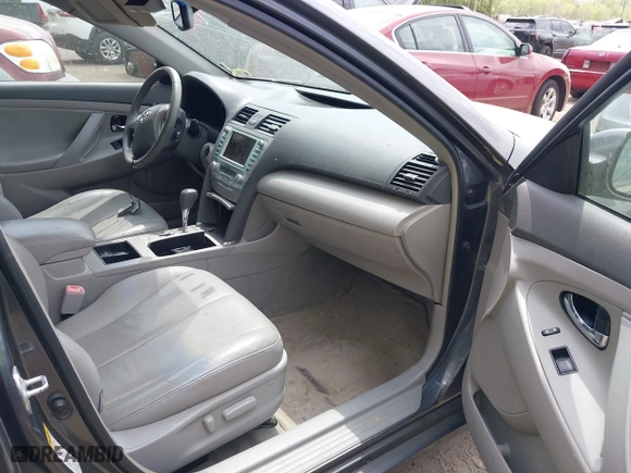 2008 Toyota Camry Hybrid with VIN 4T1BB46K18U034080, listed as a IAAI auction lot 42048525 with 247,328 mi miles. Bid and sale history available at carsss.com. Image 5.