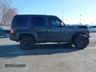 2011 Jeep Liberty Sport z VIN 1J4PN2GK5BW594419, wystawiony jako IAAI lot #41995859 z przebiegiem 131 280 mil mil oraz . Historia ofert i sprzedaży dostępna na DreamBid. Obrazek 12.