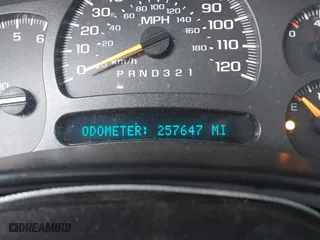 2006 Chevrolet Silverado 1500 LT1 with VIN 1GCEC19Z76Z275194, listed as a IAAI auction lot 41926268 with 257,647 mi miles. Bid and sale history available at carsss.com. Image 7.
