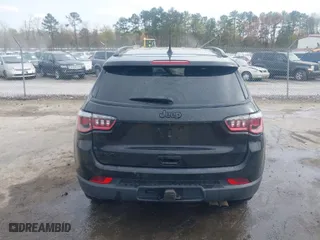2020 Jeep Compass Latitude with VIN 3C4NJDBB7LT157685, listed as a IAAI auction lot 41928970 with 108,163 mi miles. Bid and sale history available at carsss.com. Image 16.