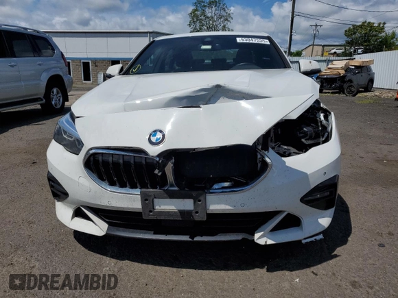 2021 BMW 2 Series 228i xDrive z VIN WBA73AK01M7H41862, wystawiony jako Copart lot #63047535 z przebiegiem 77 652 mil mil oraz Szkoda całkowita • Salvage title. Historia ofert i sprzedaży dostępna na DreamBid. Obrazek 5.