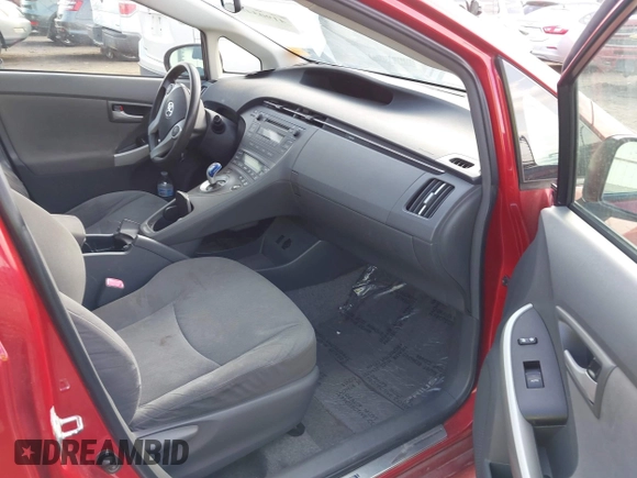 2011 Toyota Prius I z VIN JTDKN3DU5B0295561, wystawiony jako IAAI lot #41903455 z przebiegiem 195 860 mil mil oraz . Historia ofert i sprzedaży dostępna na DreamBid. Obrazek 5.