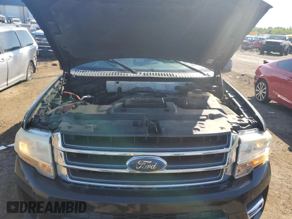 2015 Ford Expedition Limited with VIN 1FMJU2AT5FEF17704, listed as a Copart auction lot 65944915 with 208,894 mi miles and Clean title. Bid and sale history available at DreamBid. Image 12.
