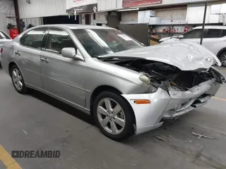 2005 Lexus ES 350 with VIN JTHBA30G355062487, listed as a IAAI auction lot 42472832 with 220,977 mi miles and . Bid and sale history available at DreamBid. Image 1.
