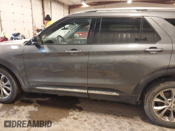 2022 Ford Explorer Limited with VIN 1FMSK8FH6NGA44738, listed as a IAAI auction lot 41282256 with 92,110 mi miles. Bid and sale history available at carsss.com. Image 15.