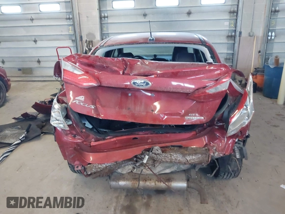 2012 Ford Focus SEL with VIN 1FAHP3H26CL400160, listed as a IAAI auction lot 41374041 with 187,221 mi miles. Bid and sale history available at carsss.com. Image 17.