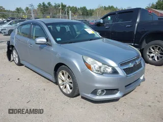 2014 Subaru Legacy Limited z VIN 4S3BMBL69E3017992, wystawiony jako IAAI lot #42152026 z przebiegiem 174 936 mil mil oraz . Historia ofert i sprzedaży dostępna na DreamBid. Obrazek 1.