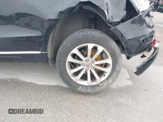 2015 Audi Q5 Premium Plus z VIN WA1LFAFP5FA006685, wystawiony jako IAAI lot #42182651 z przebiegiem Nie podano mil oraz . Historia ofert i sprzedaży dostępna na DreamBid. Obrazek 6.
