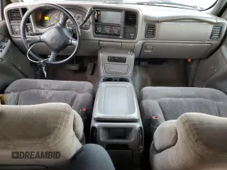 2000 Chevrolet Silverado 1500 LS with VIN 2GCEC19V8Y1321950, listed as a Copart auction lot 89386985 with 260,730 mi miles and Salvage Title. Bid and sale history available at carsss.com. Image 8.