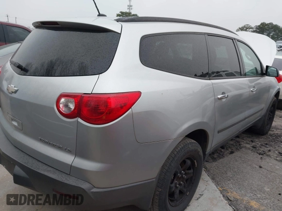 2012 Chevrolet Traverse LS with VIN 1GNKRFED5CJ316156, listed as a IAAI auction lot 41606925 with 234,270 mi miles and . Bid and sale history available at DreamBid. Image 4.
