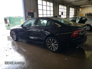 2022 Volvo S60 Momentum with VIN 7JRL12FZ0NG158222, listed as a Copart auction lot 54652813 with 13,073 mi miles and Salvage Title. Bid and sale history available at carsss.com. Image 2.