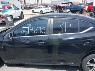 2020 Nissan Sentra SV with VIN 3N1AB8CV2LY220192, listed as a IAAI auction lot 41931721 with 37,621 mi miles. Bid and sale history available at carsss.com. Image 15.