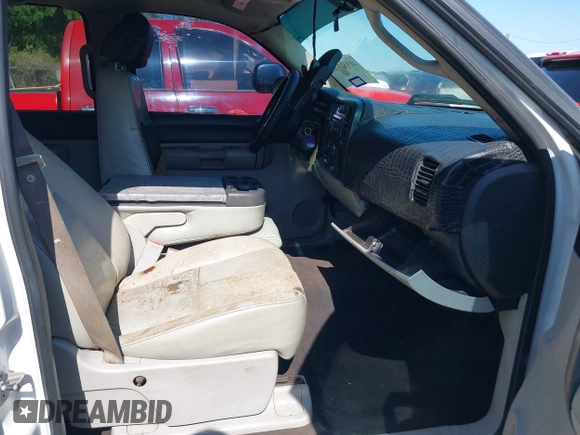 2009 Chevrolet Silverado 1500 LT with VIN 3GCEC23J29G136510, listed as a IAAI auction lot 41972478 with 1 mi miles. Bid and sale history available at carsss.com. Image 5.