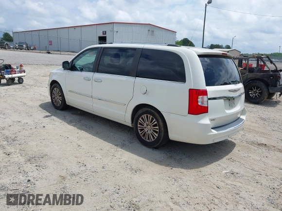 2011 Chrysler Town & Country Limited with VIN 2A4RR6DG8BR714484, listed as a IAAI auction lot 42155728 with 181,162 mi miles. Bid and sale history available at carsss.com. Image 3.