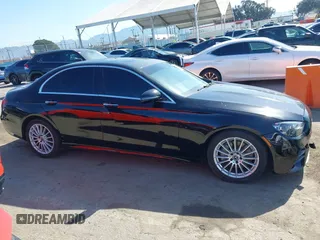 2021 Mercedes-Benz E-Class E 350 with VIN W1KZF8DB2MA918595, listed as a IAAI auction lot 41876355 with 58,508 mi miles. Bid and sale history available at carsss.com. Image 14.