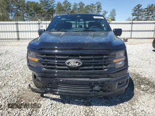 2024 Ford F-150 XLT with VIN 1FTFW3L55RKF60213, listed as a Copart auction lot 50526705 with 829 mi miles and Salvage Title. Bid and sale history available at carsss.com. Image 5.