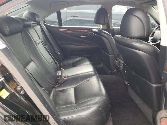 2010 Lexus LS 460 z VIN JTHCL5EF6A5006984, wystawiony jako Copart lot #60912355 z przebiegiem 185 116 mil mil oraz Czysty tytuł • Clean title. Historia ofert i sprzedaży dostępna na DreamBid. Obrazek 10.